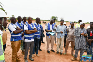 Projet de Sécurité de l’Eau au Burkina Faso : la mission conjointe Gouvernement – Banque mondiale au contact des bénéficiaires sur les chantiers